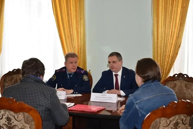 Состоялся личный прием Уполномоченного по защите прав предпринимателей в Пензенской области Михаила Лисина совместно с руководителем регионального следственного управления СК России Владимиром Игнатенковым